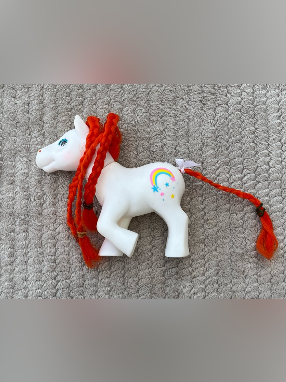 Gi-Go Tootsie Pose Pony White With Orange Hair Rainbow vintage toy horse